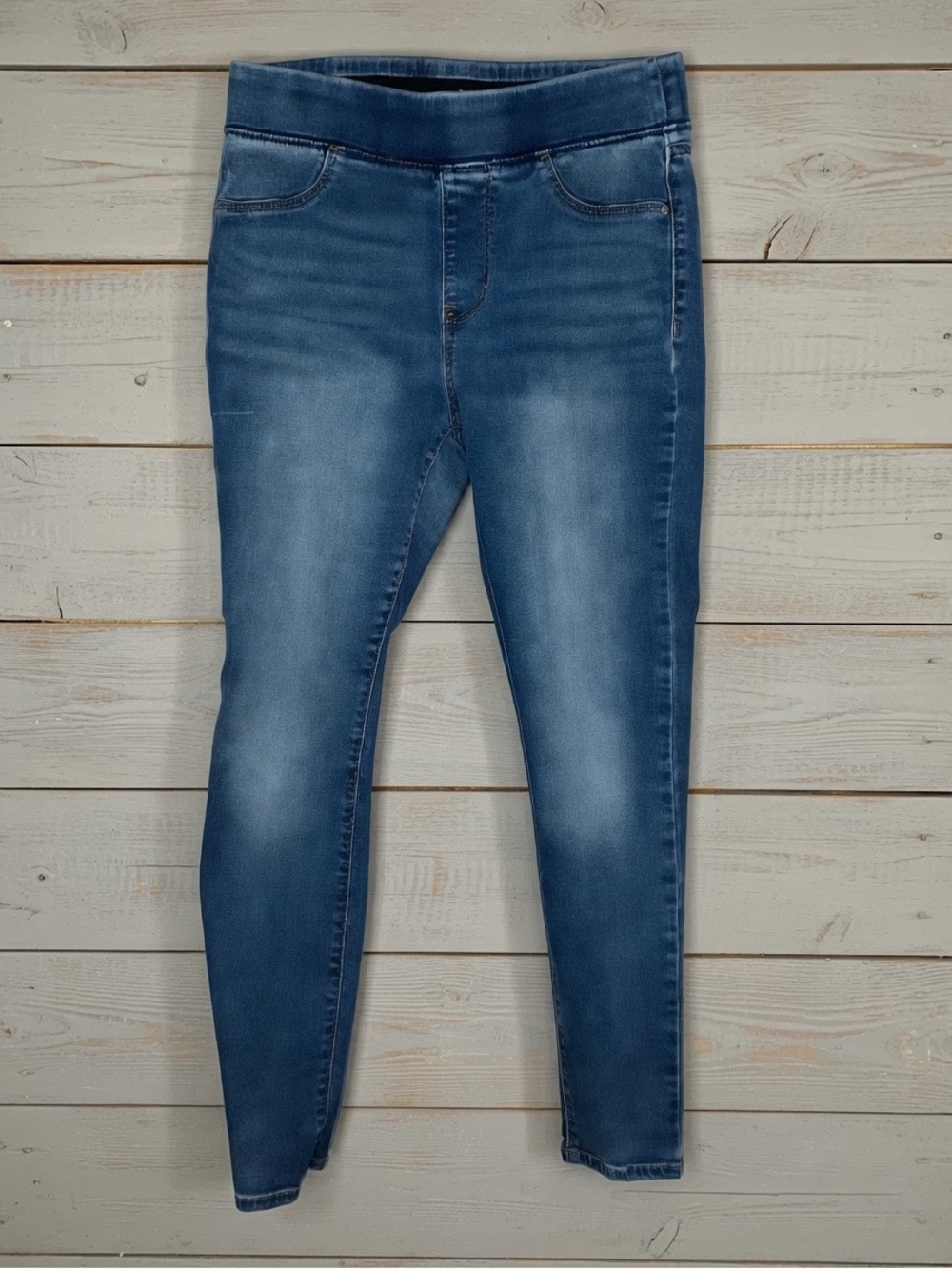#113- Old Navy Blue Pull-On Jeggings - Slim Fit